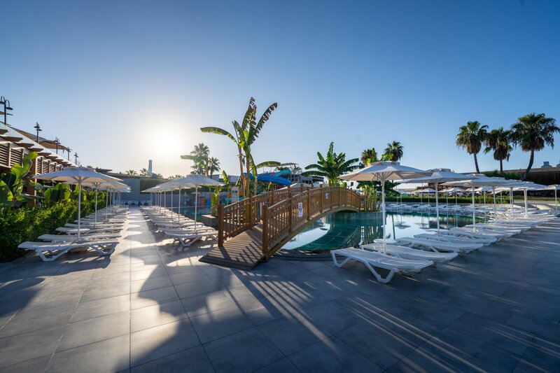 LUNA VISTA HOTEL