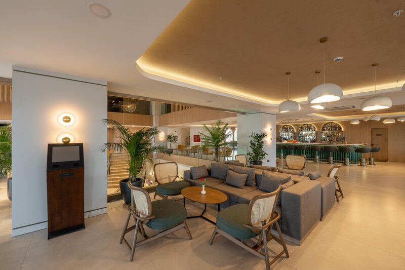 LUNA VISTA HOTEL