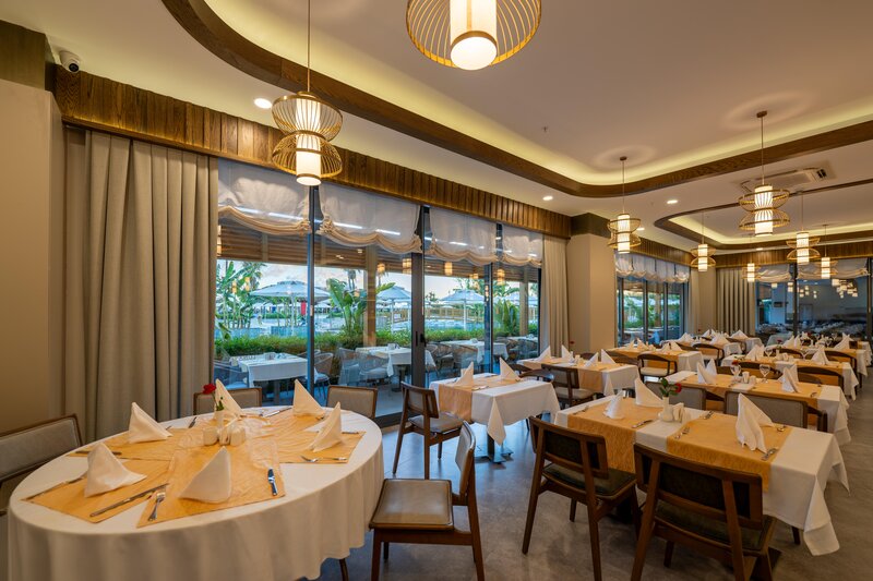 LUNA VISTA HOTEL