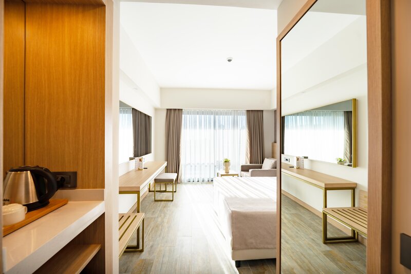 LUNA VISTA HOTEL