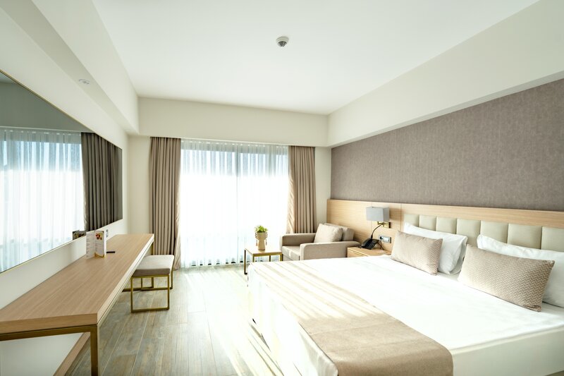 LUNA VISTA HOTEL