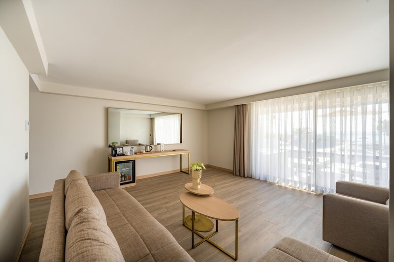 LUNA VISTA HOTEL