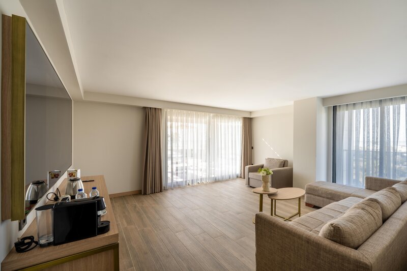 LUNA VISTA HOTEL