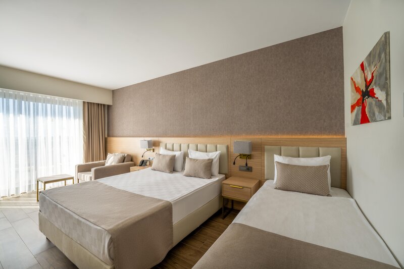 LUNA VISTA HOTEL