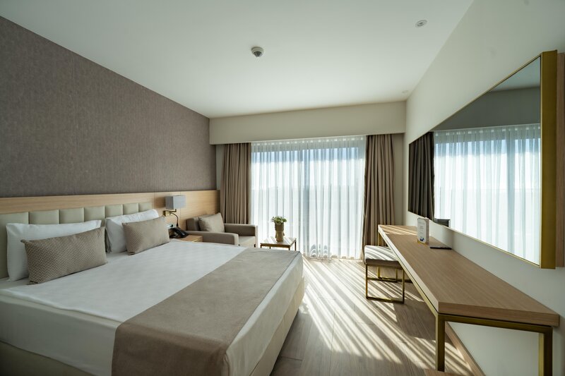 LUNA VISTA HOTEL