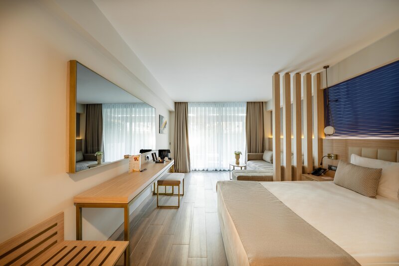 LUNA VISTA HOTEL