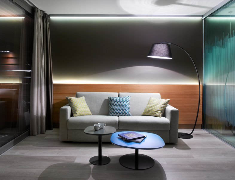 BLUE DOLPHIN HOTEL