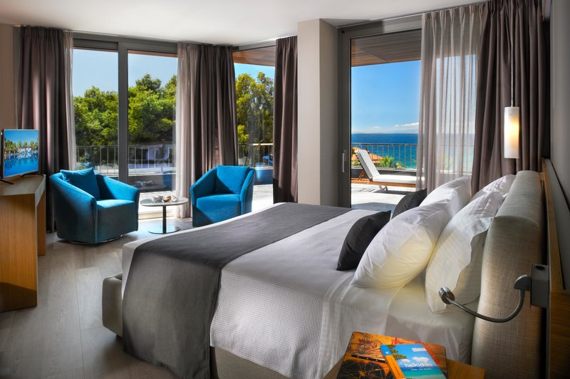 BLUE DOLPHIN HOTEL