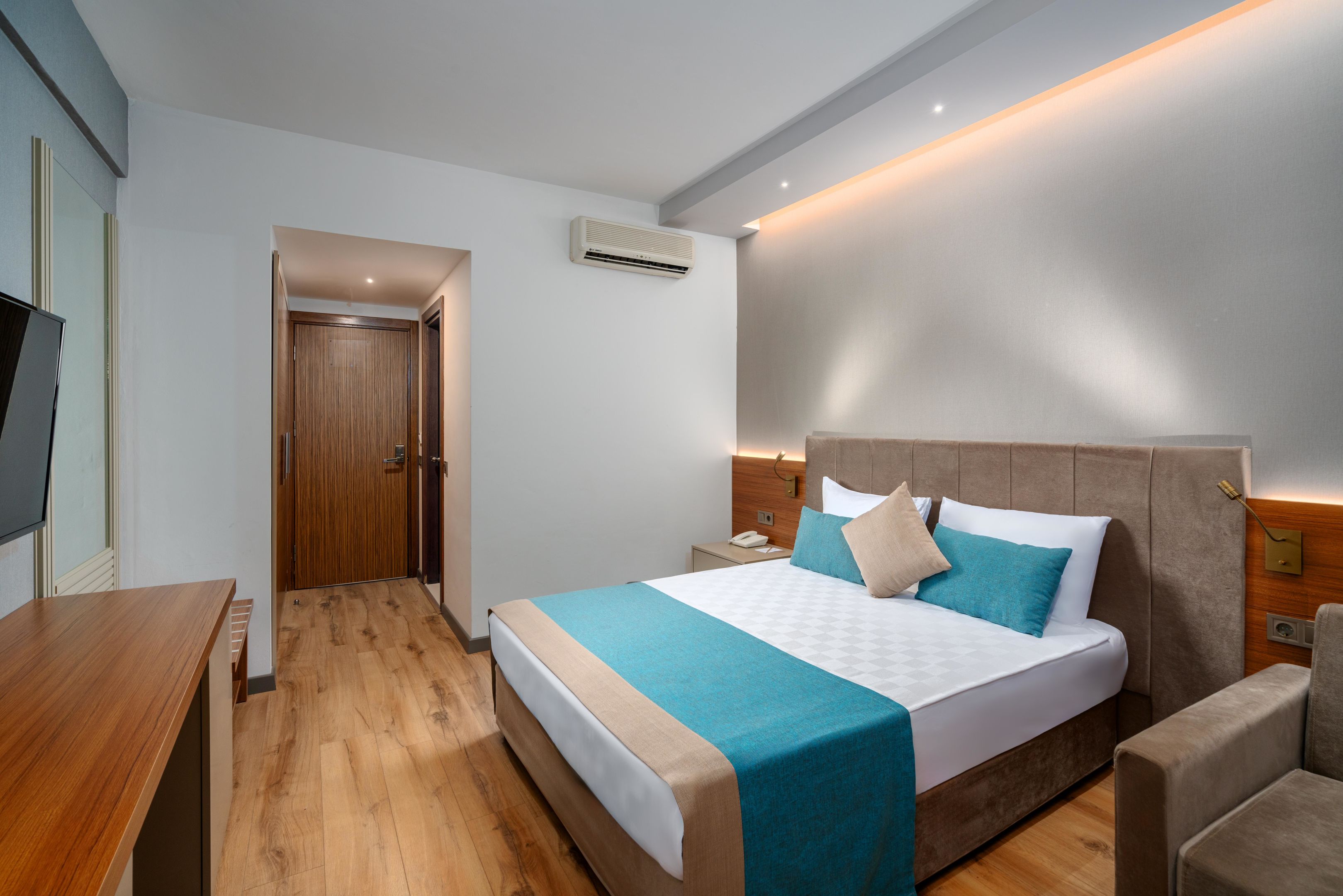 SIDE STORY RESORT AND SPA HOTEL
