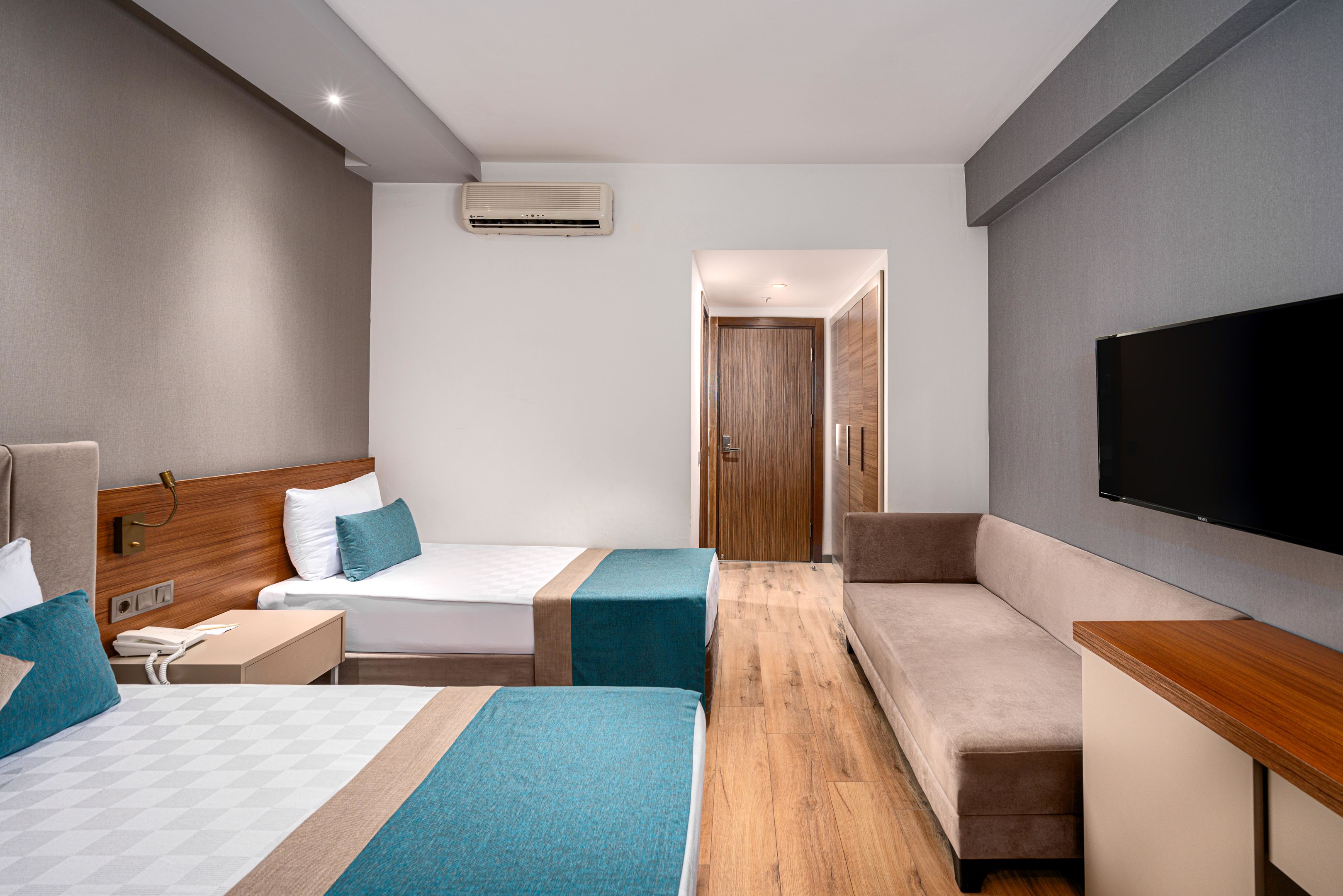 SIDE STORY RESORT AND SPA HOTEL