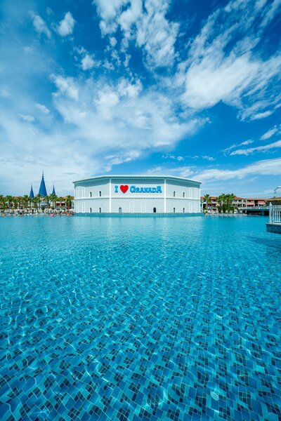 GRANADA LUXURY BELEK