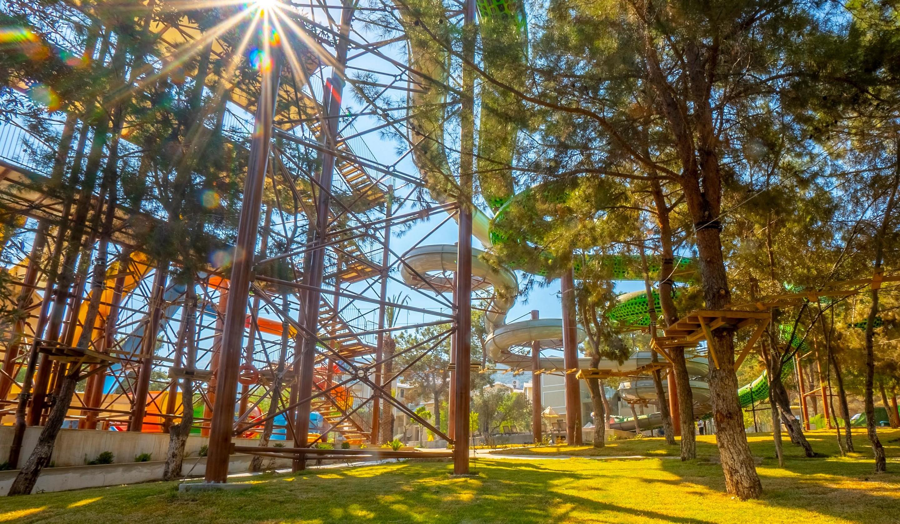 LONG BEACH CLUB NATURE