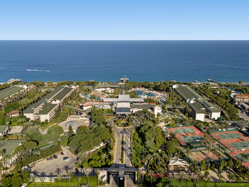 DOBEDAN WORLD PALACE
