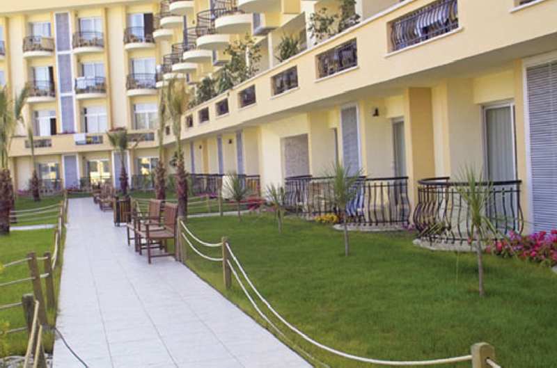 CAMYUVA BEACH HOTEL