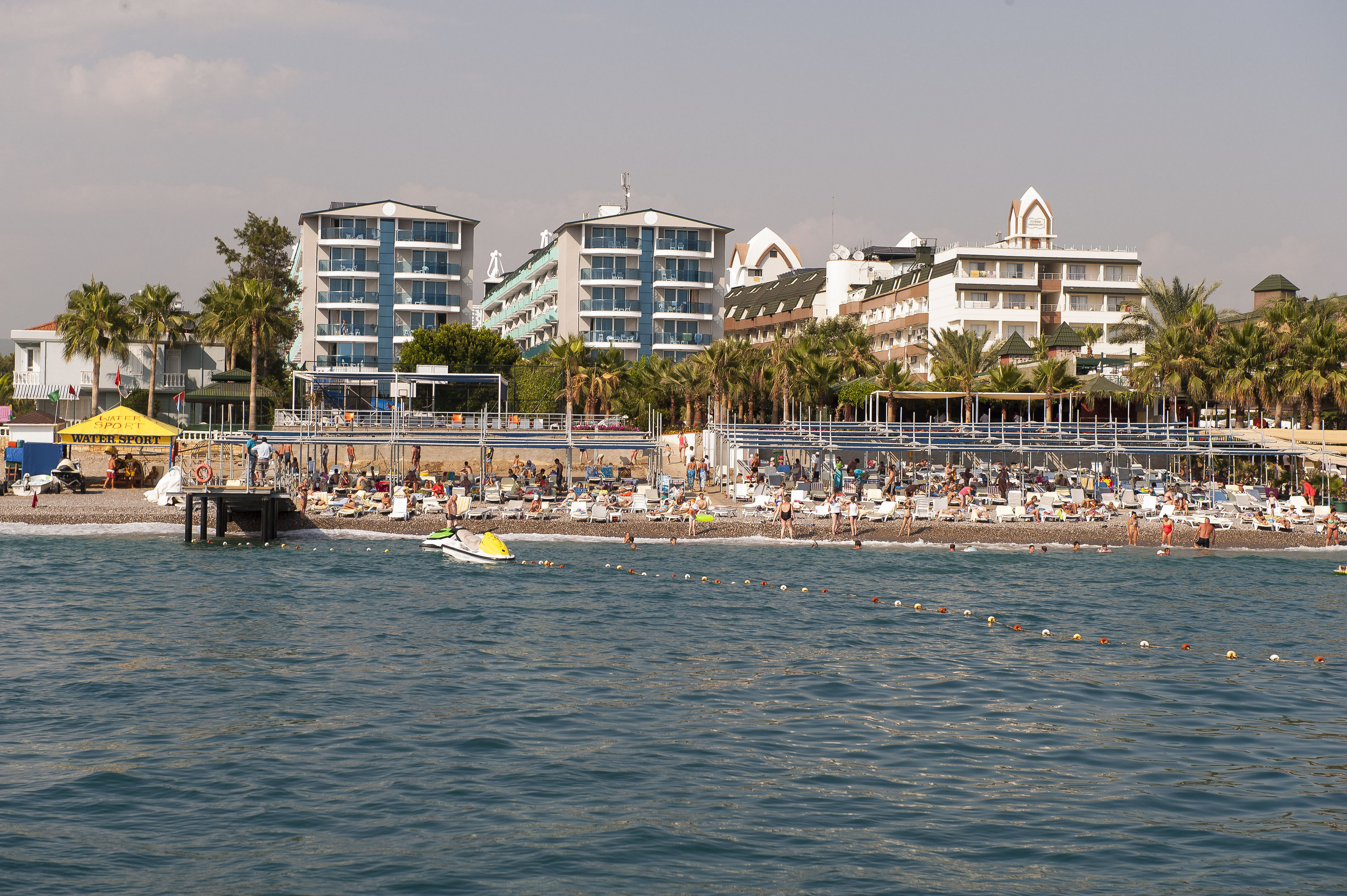 CONCORDIA CELES HOTEL