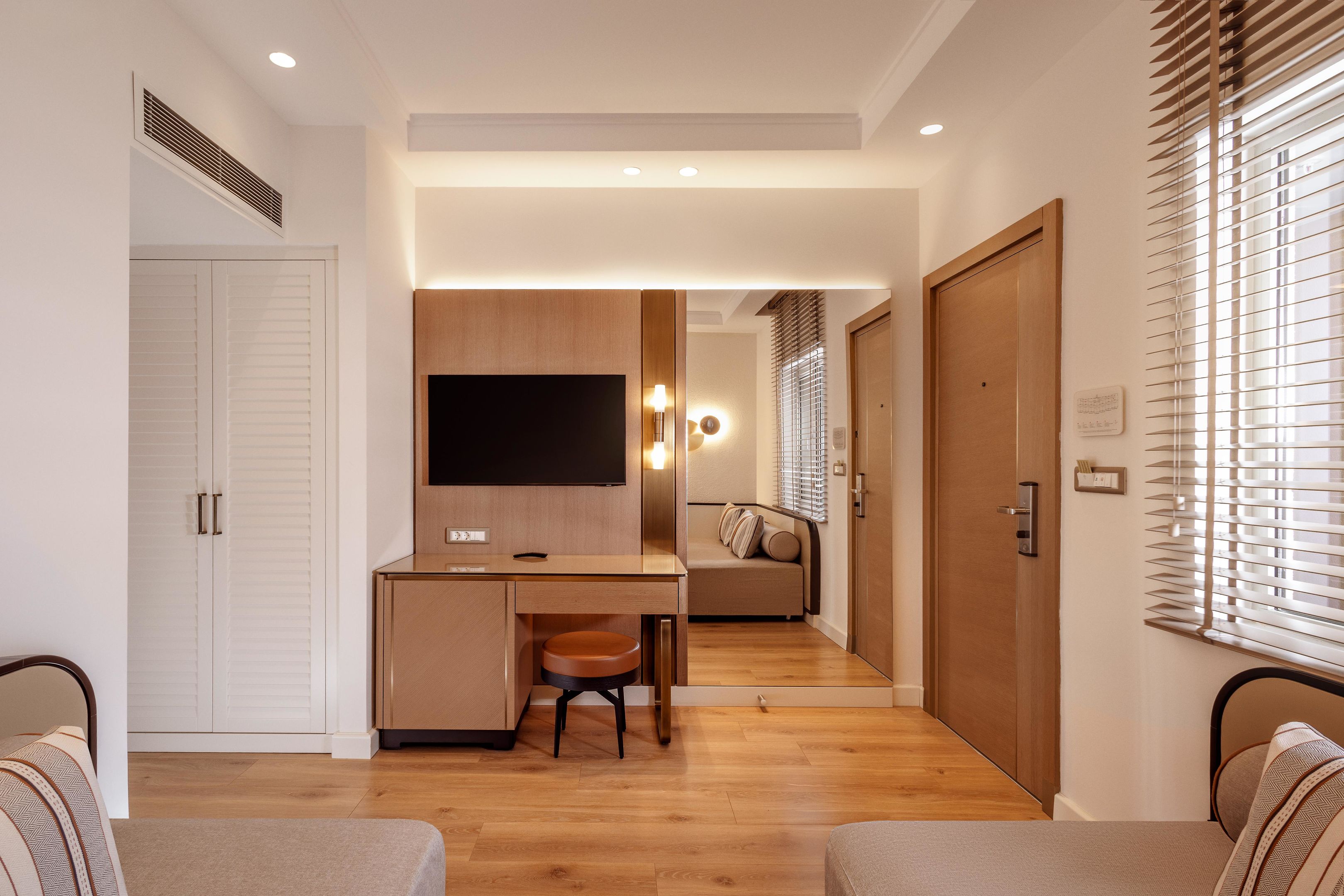 AKKA HOTELS ANTEDON