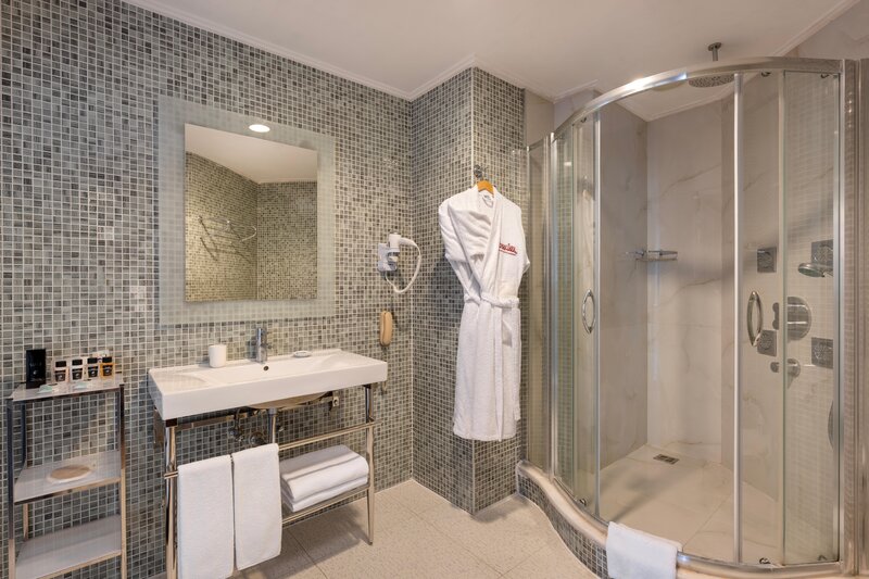 LIMAK LARA DELUXE RESORT