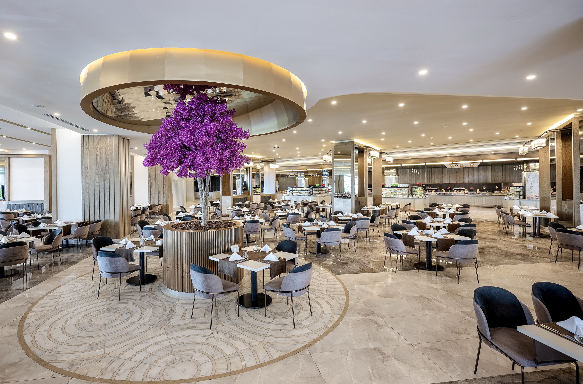 LAGO HOTEL
