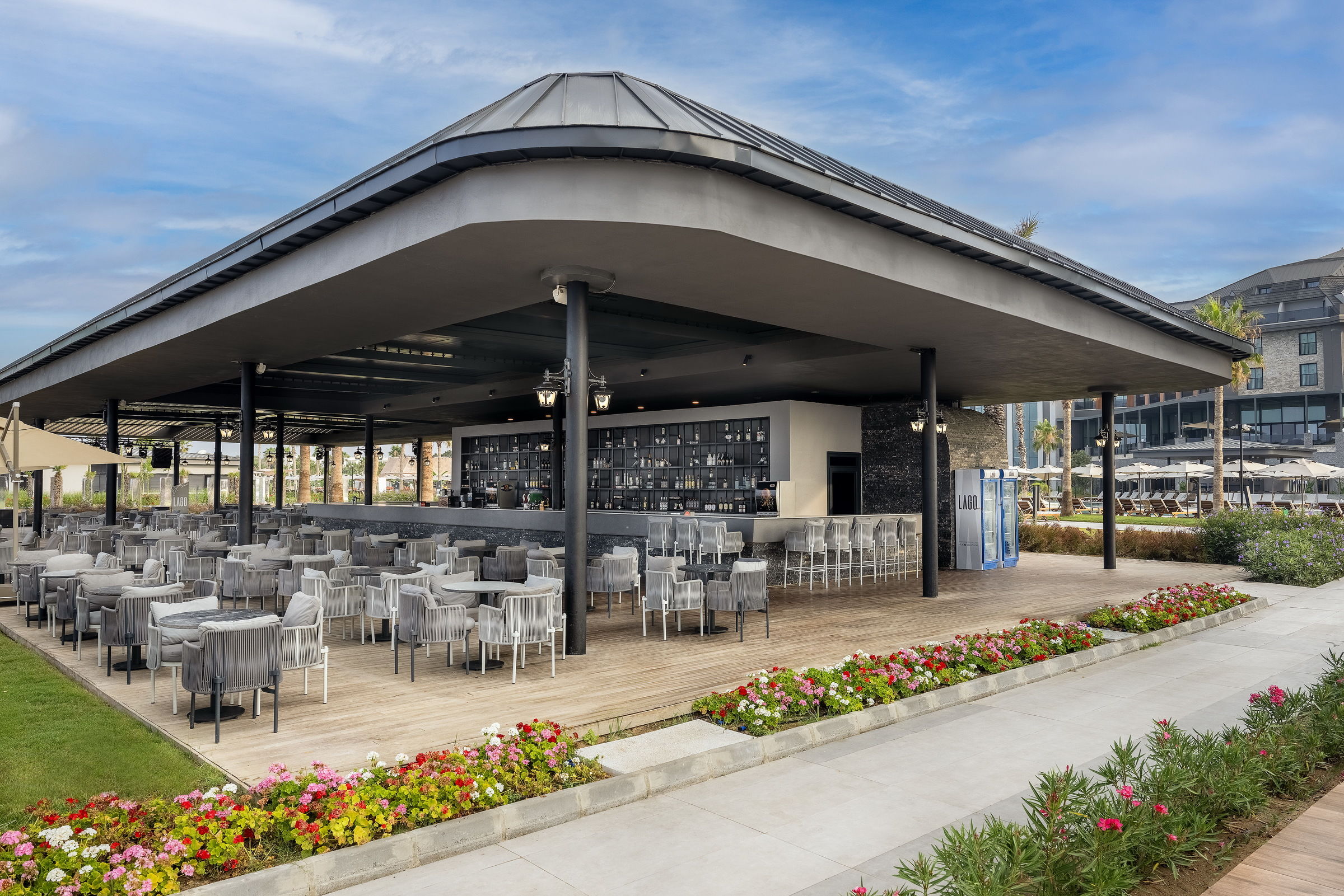 LAGO HOTEL