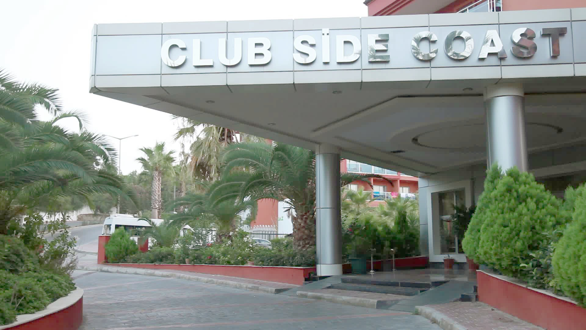 CLUB SIDE COAST HOTEL