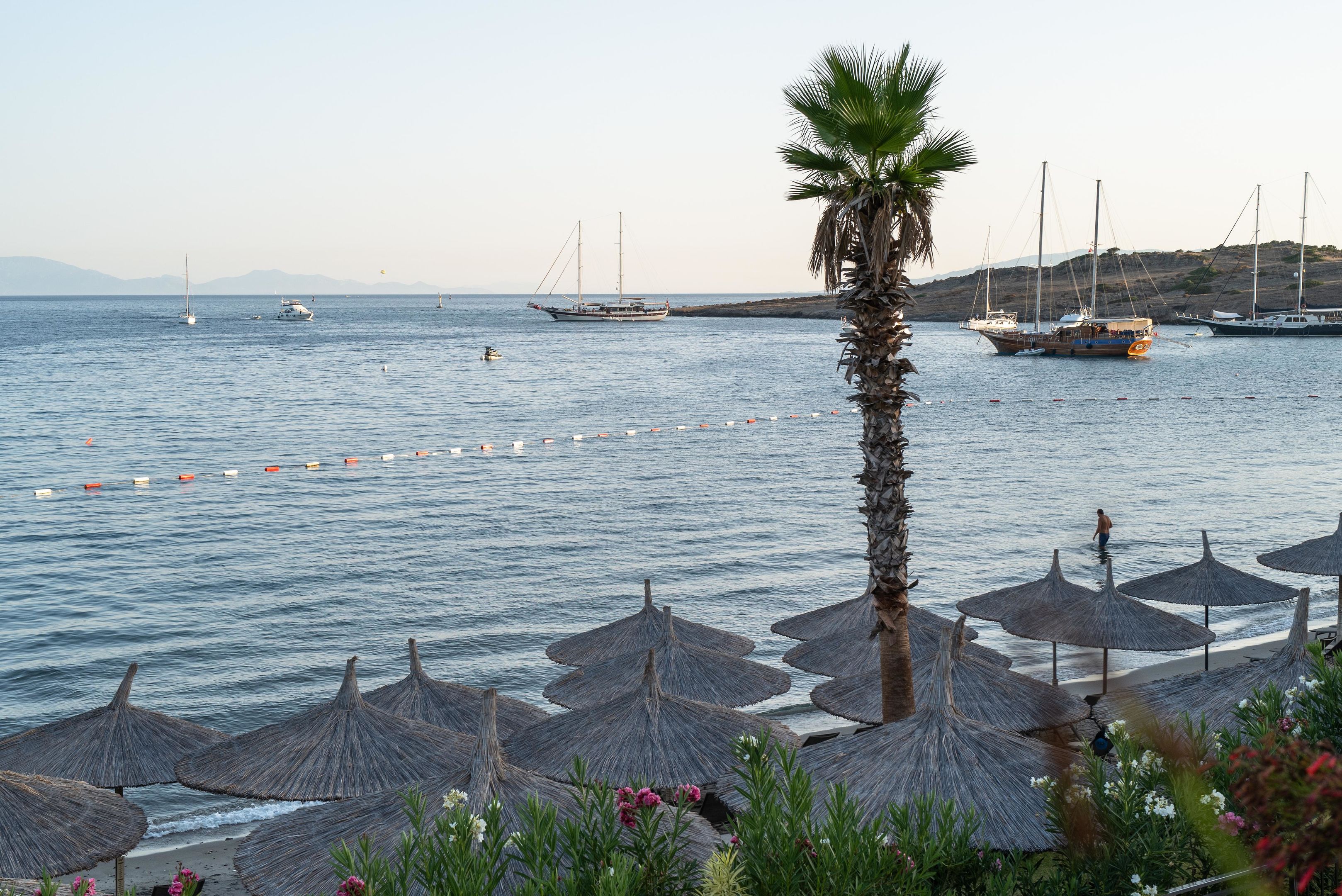 METT HOTEL - BEACH RESORT