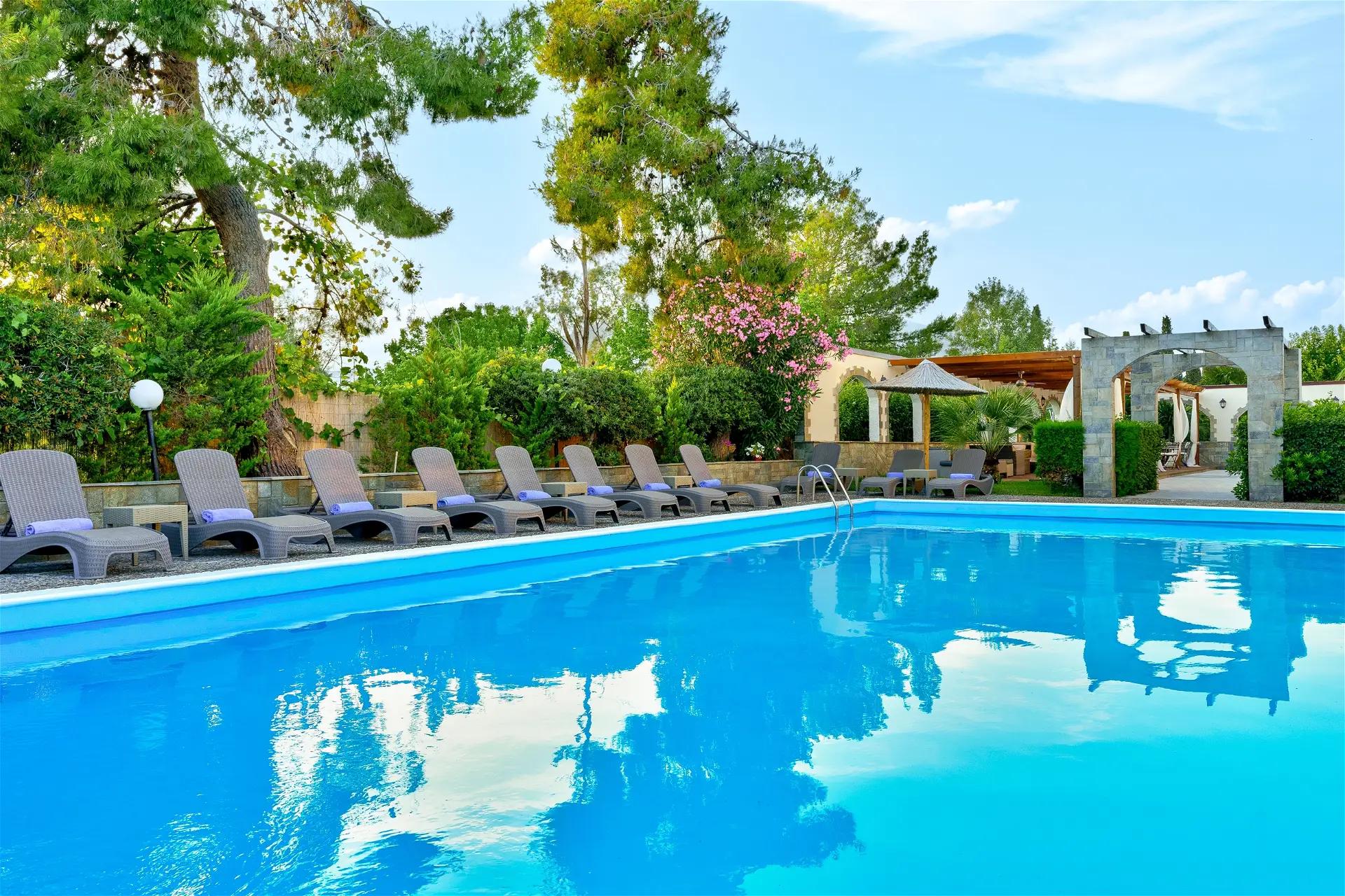 STEFANIA BEACH RESORT