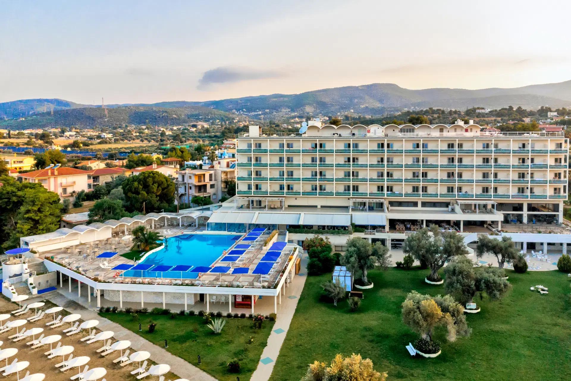 PALMARIVA BEACH HOTEL
