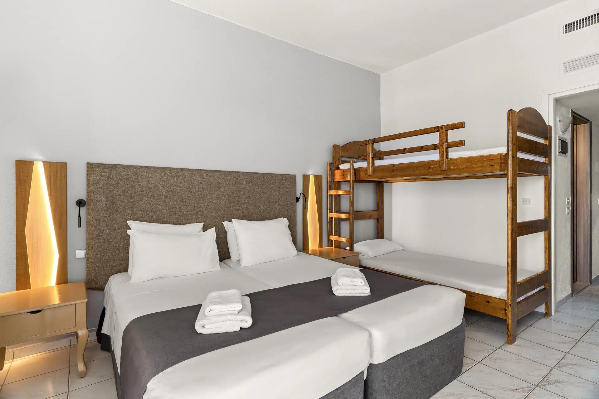 PALMARIVA BEACH HOTEL