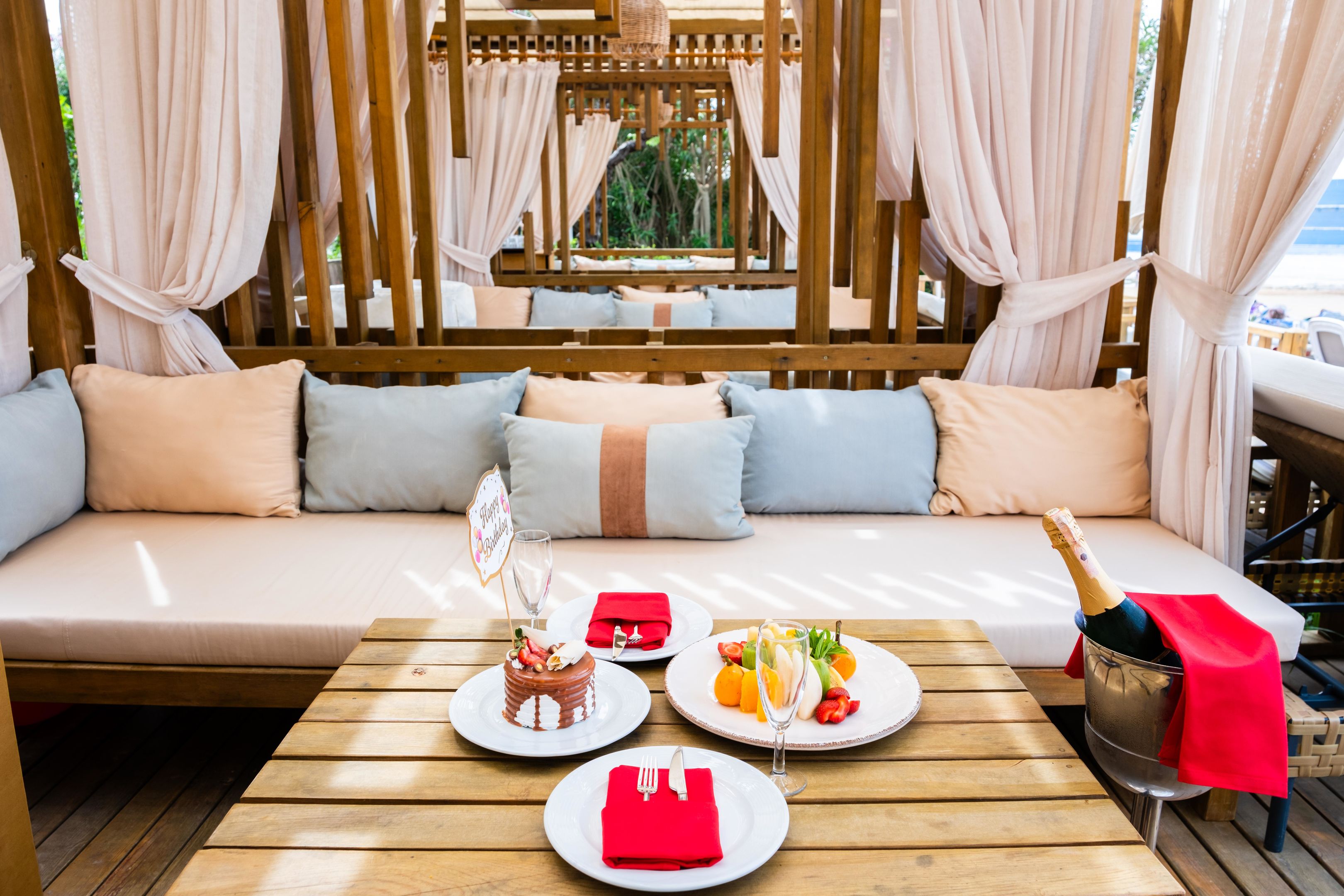 TRENDY ASPENDOS BEACH
