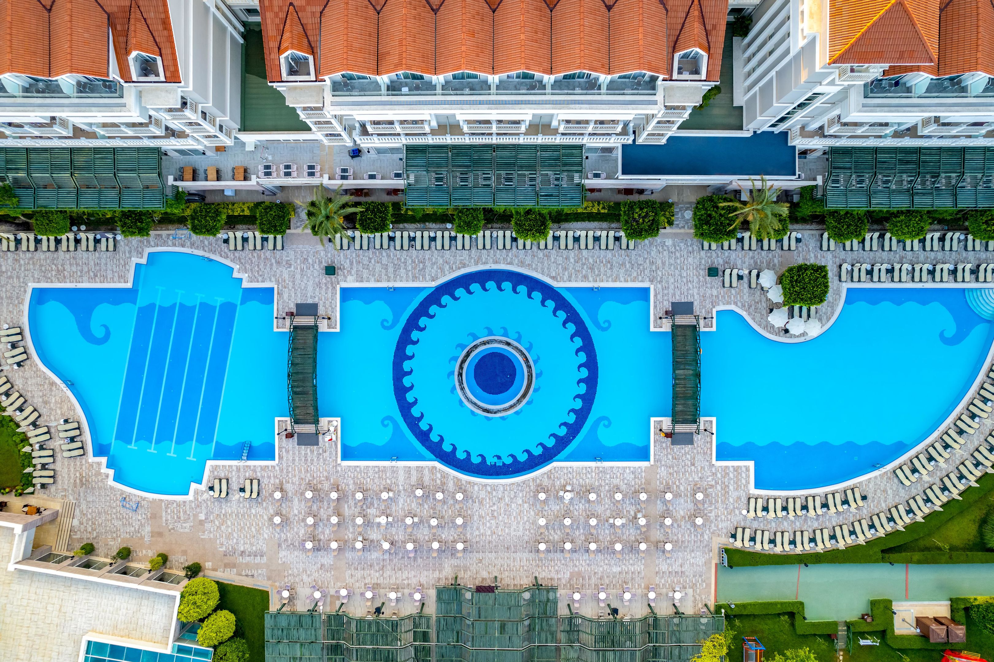 TRENDY ASPENDOS BEACH