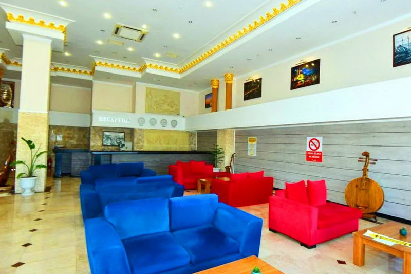 Q ELLA BEACH HOTEL