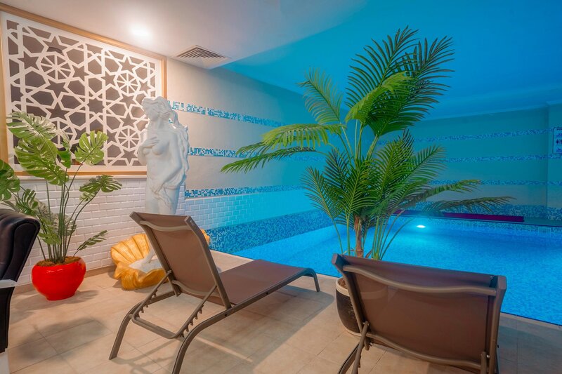 Q ELLA BEACH HOTEL
