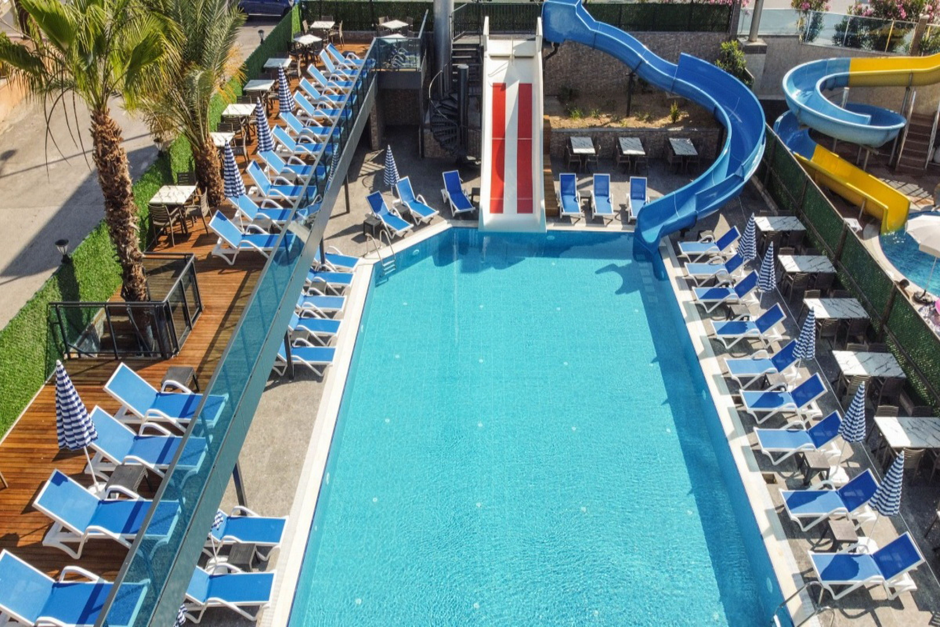 RELAX BEACH HOTEL