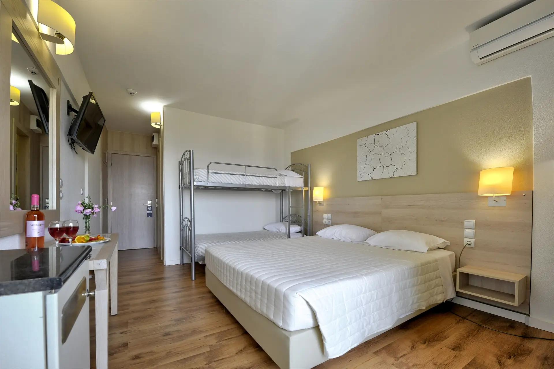 AMARYNTHOS RESORT