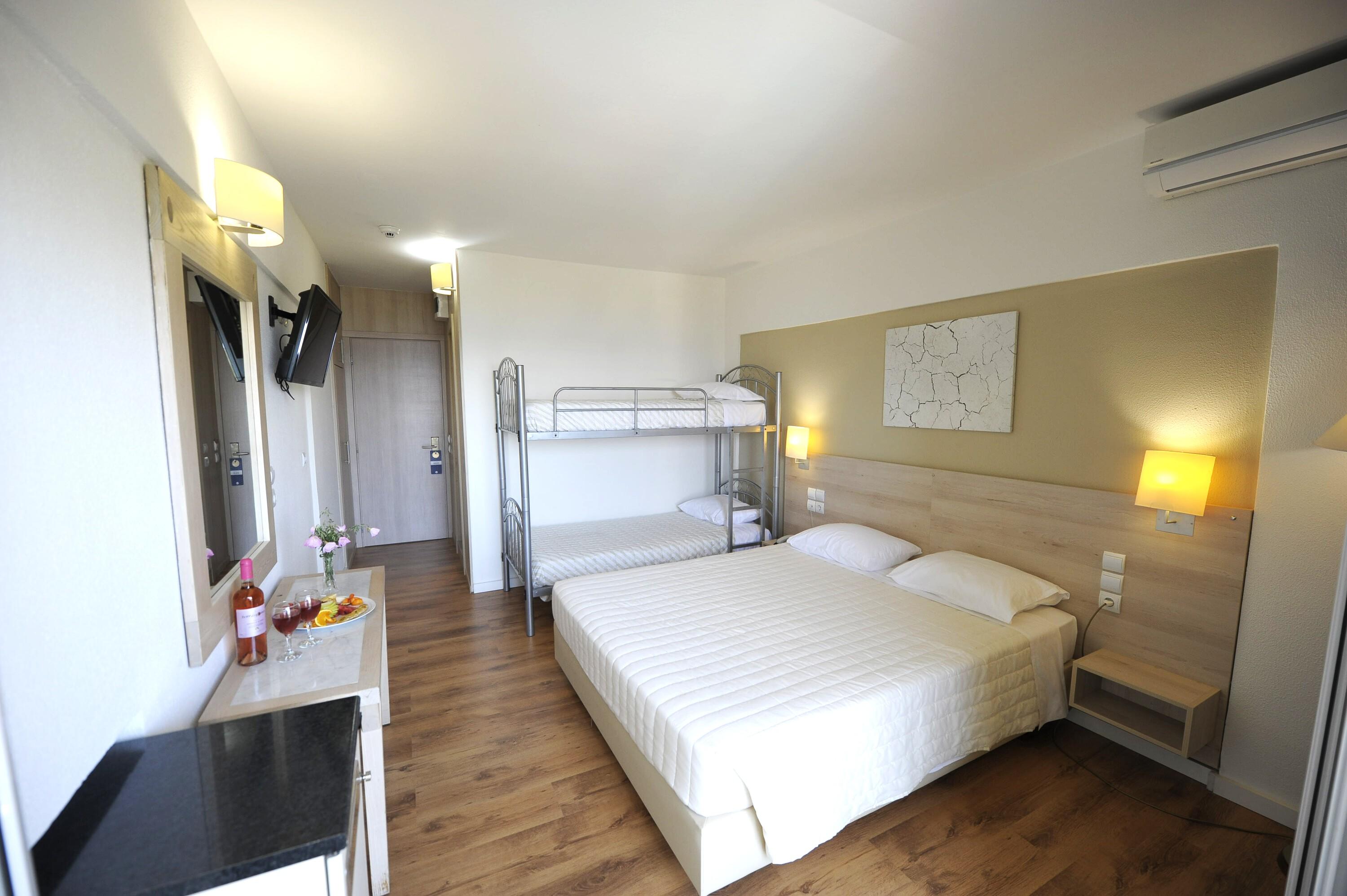 AMARYNTHOS RESORT