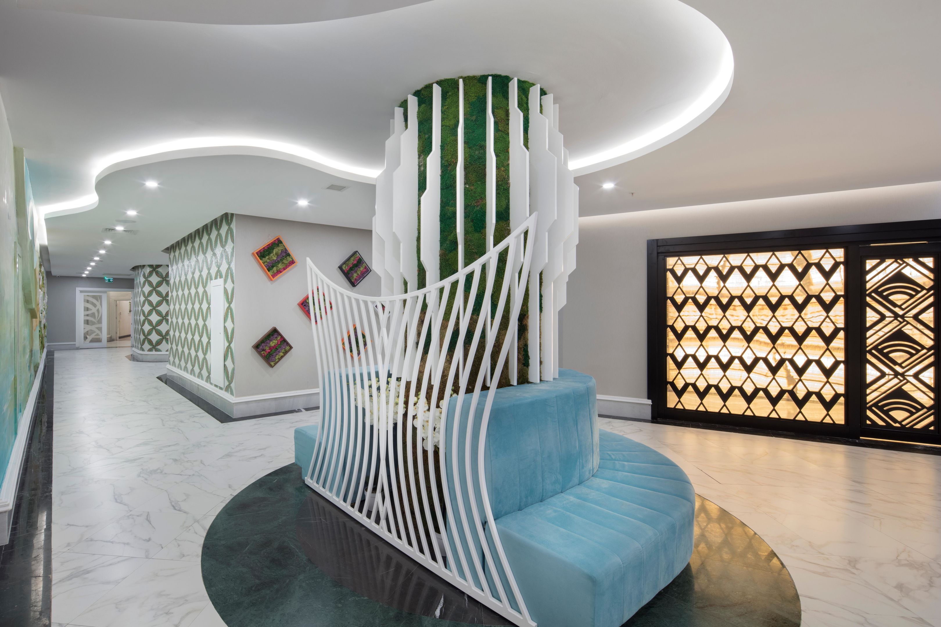 GRANADA LUXURY BEACH
