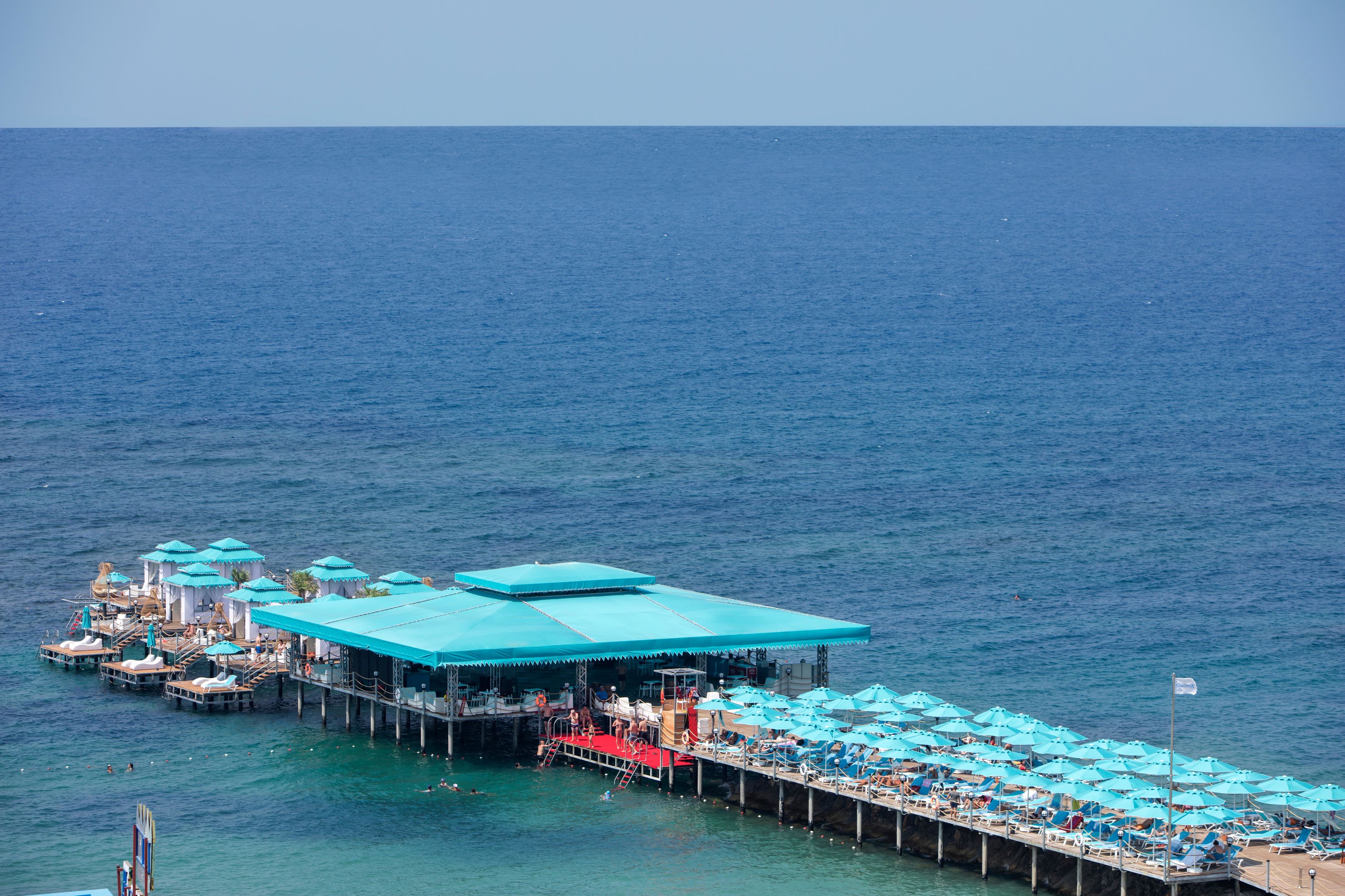 GRANADA LUXURY BEACH