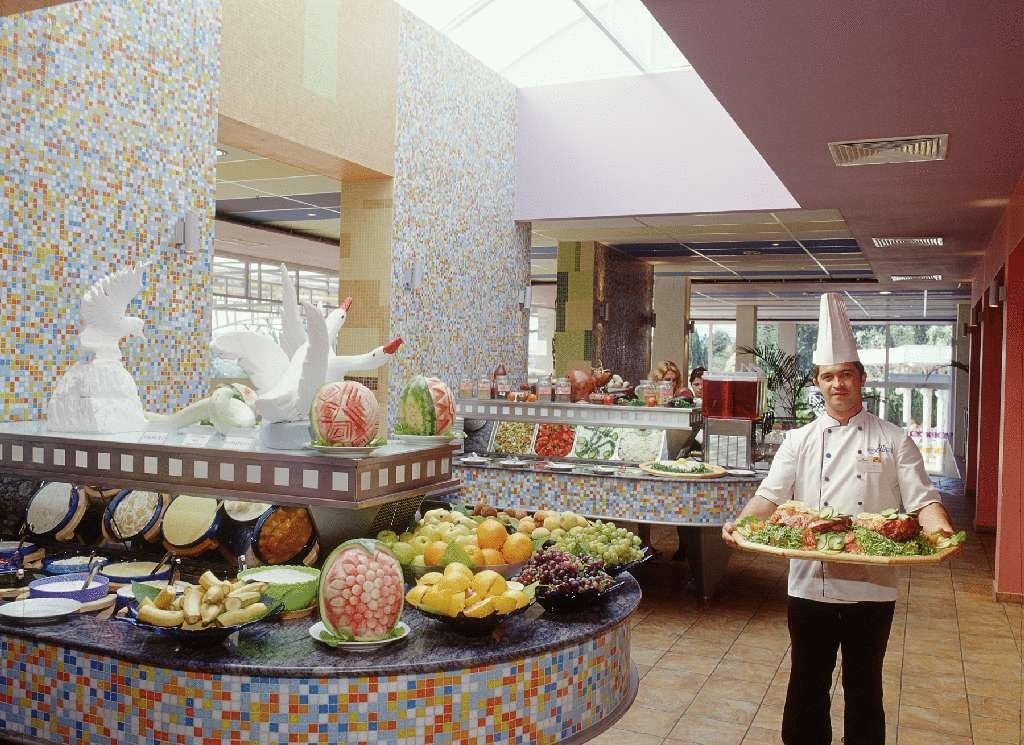 COM HOTEL