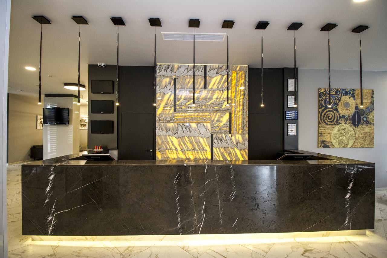BEST WESTERN PLUS PREMIUM INN HOTEL