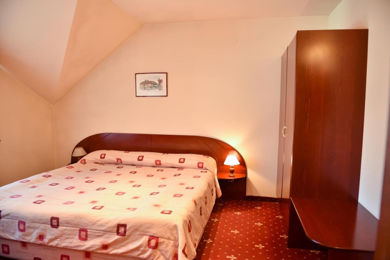 MARTIN CLUB HOTEL