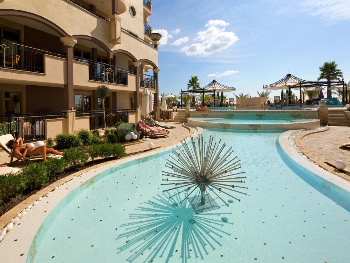 RUMBA BEACH GOLDEN INA HOTEL