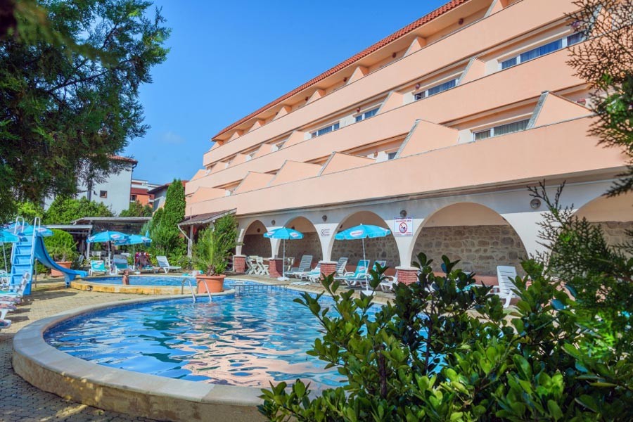 LOZENETZ RESORT