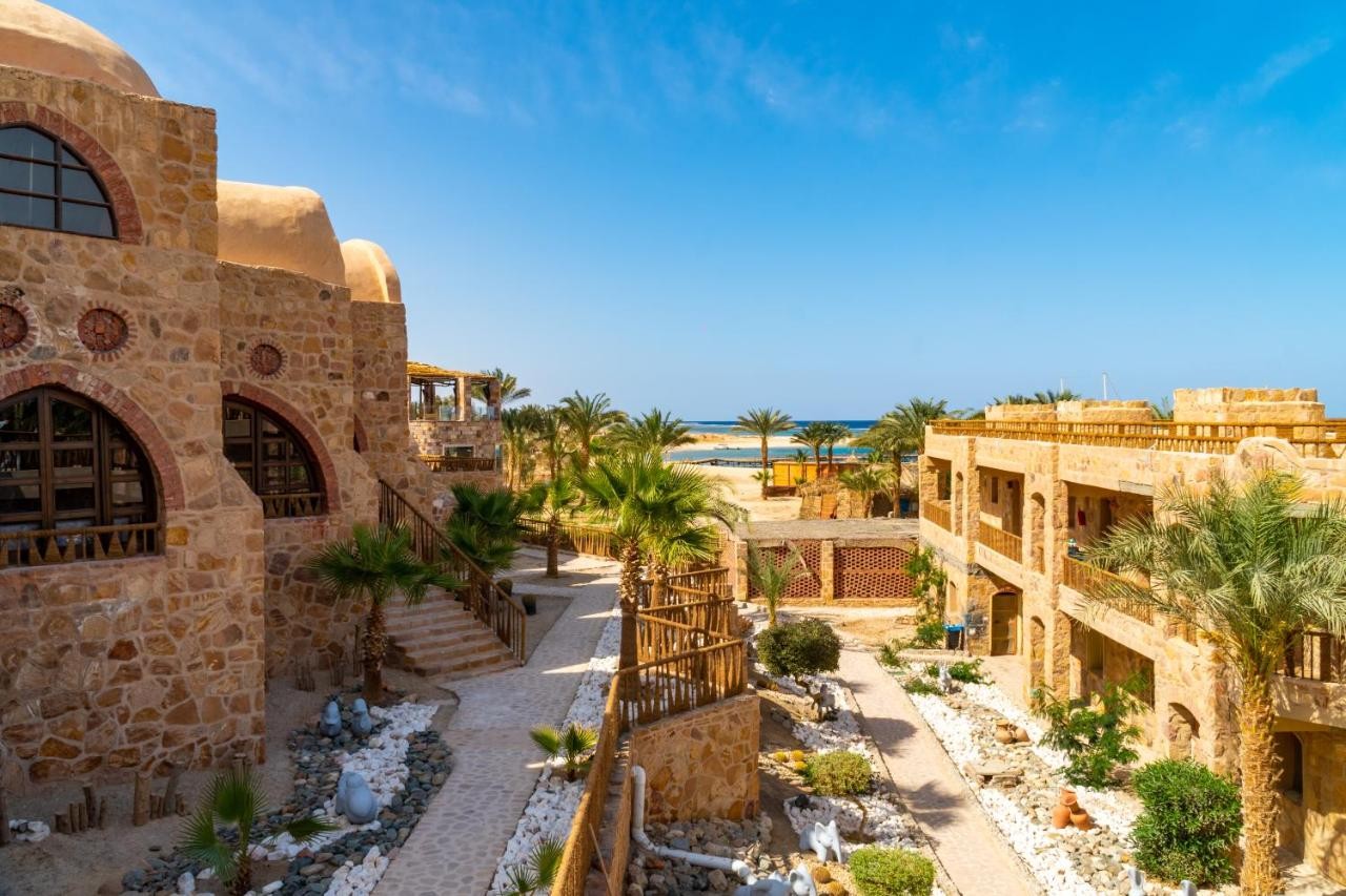 UTOPIA BEACH CLUB