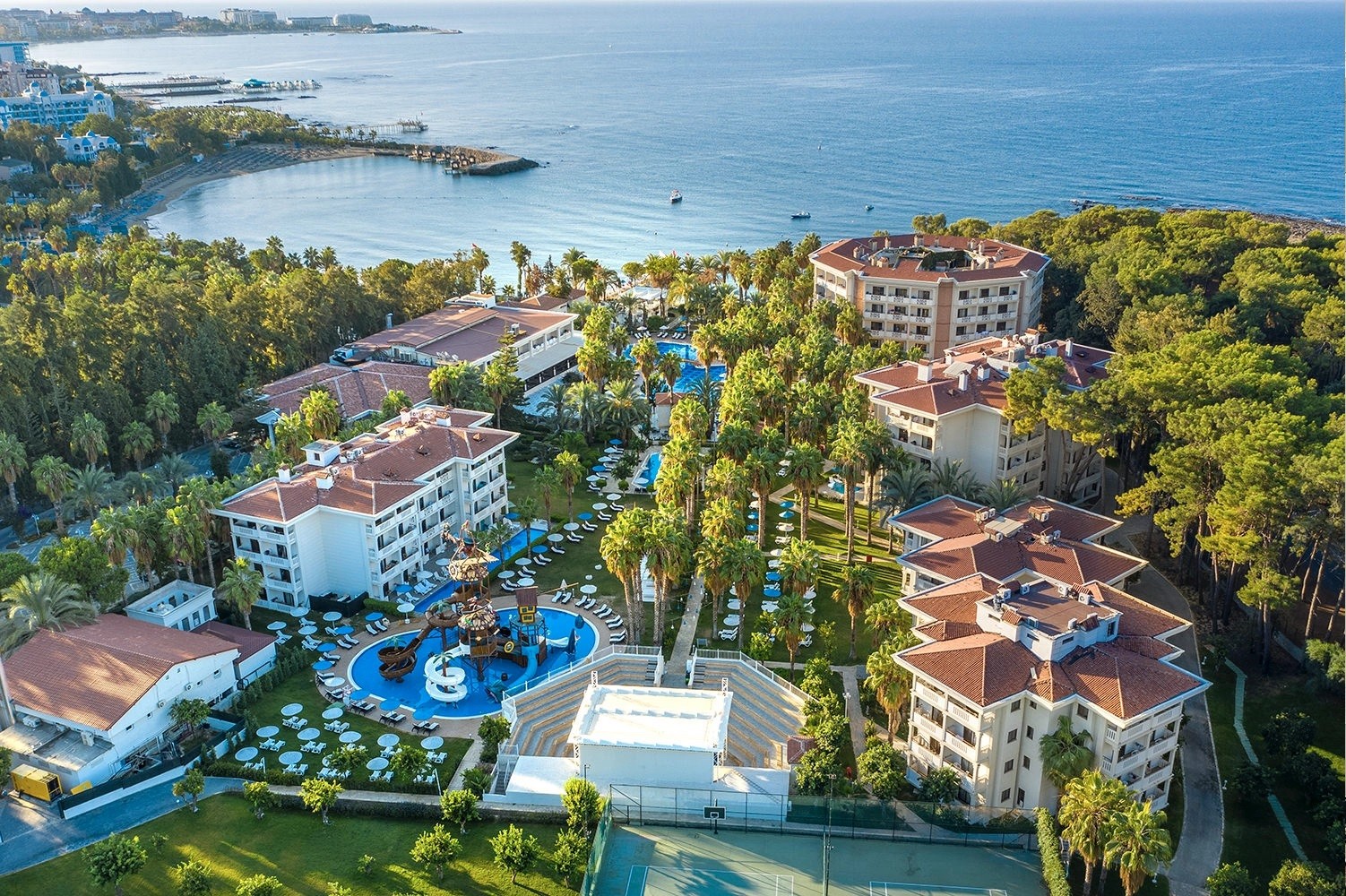 UTOPIA RESORT-RESIDENCE