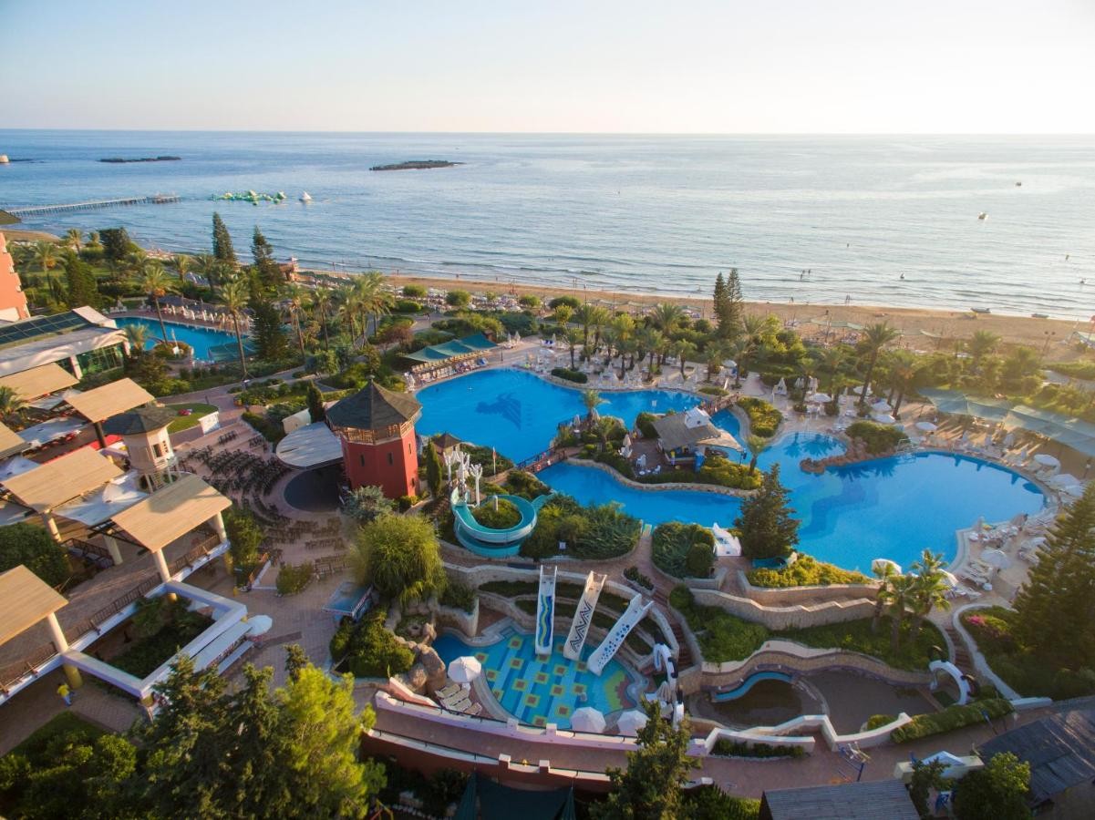 AQI HOTELS PEGASOS RESORT