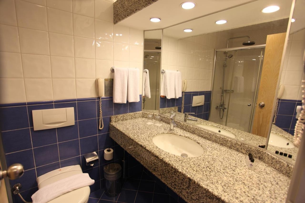 AQI HOTELS PEGASOS RESORT