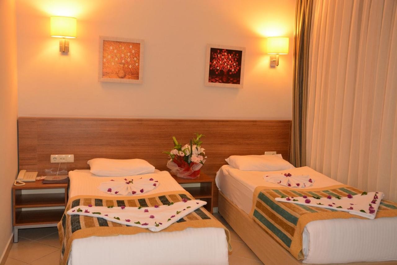 VIKING EXPRESS HOTEL (ex. Viking Suite Hotel)