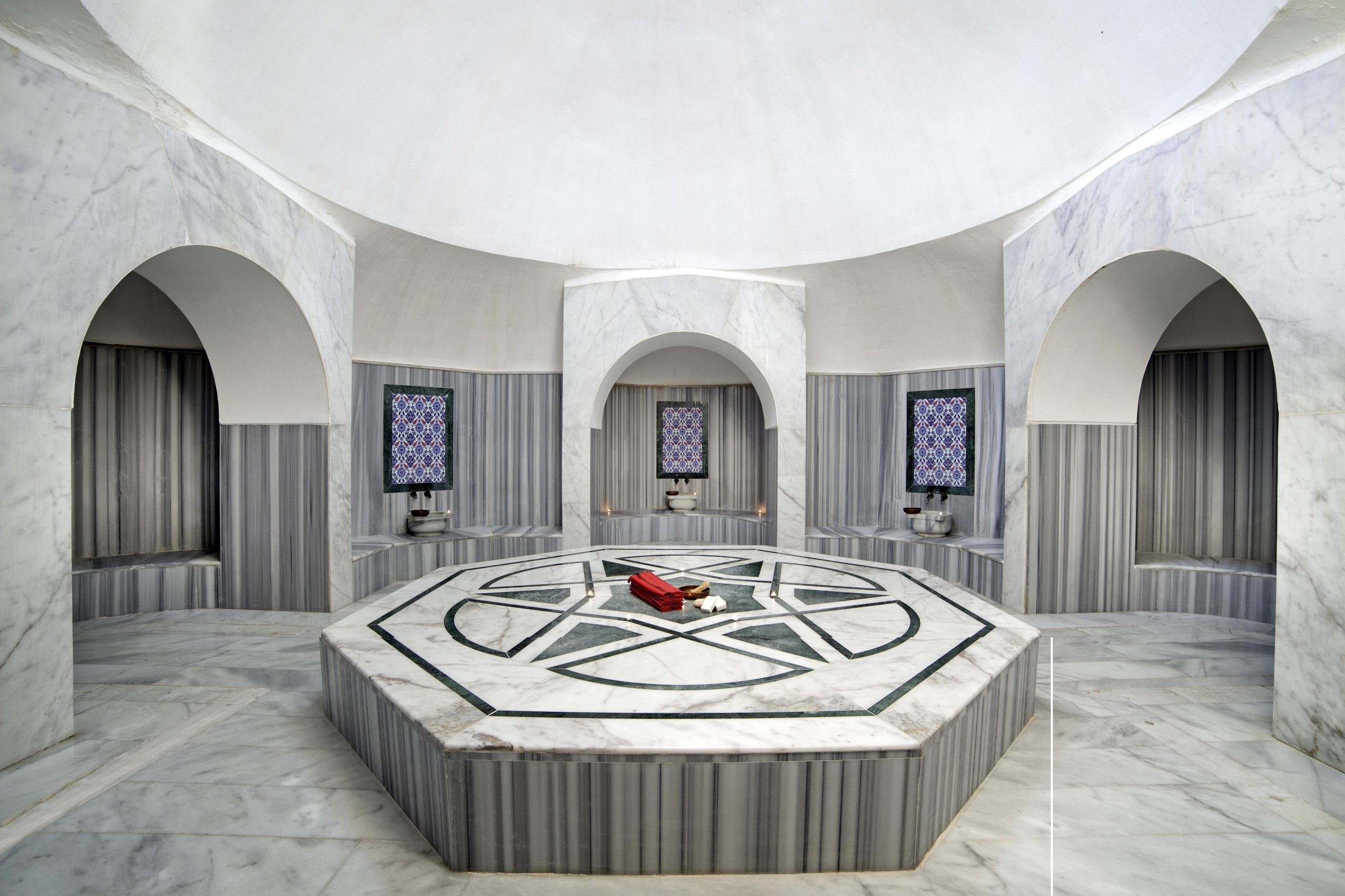 ROMA BEACH RESORT ADULT ONLT 16+