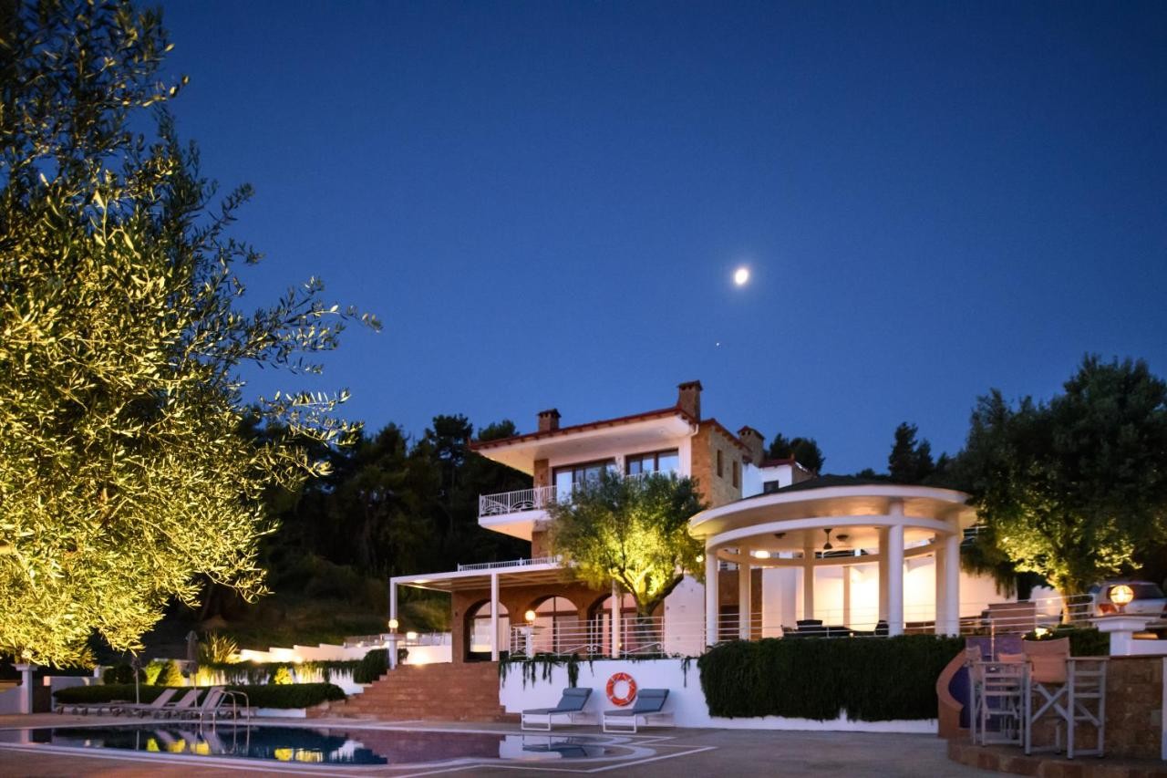 VILLA D ORO LUXURY VILLAS