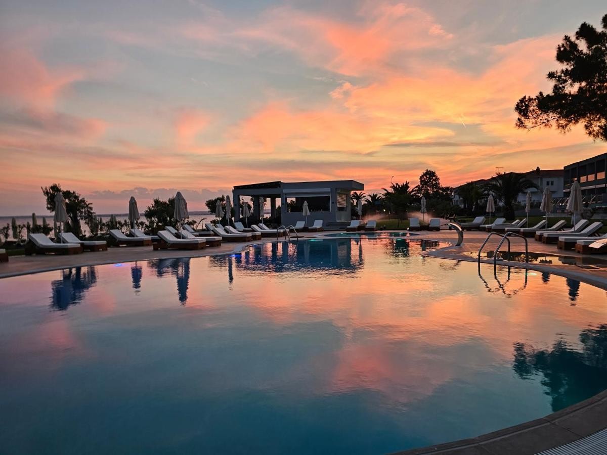 SEA COAST RESORT